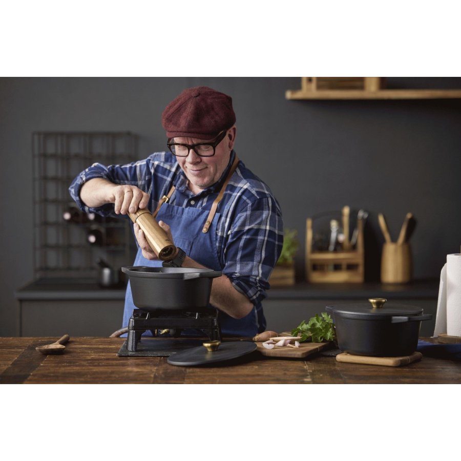 HOLM Oval Gusseisenpfanne 3,8 L