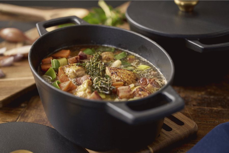 HOLM Oval Gusseisenpfanne 3,8 L