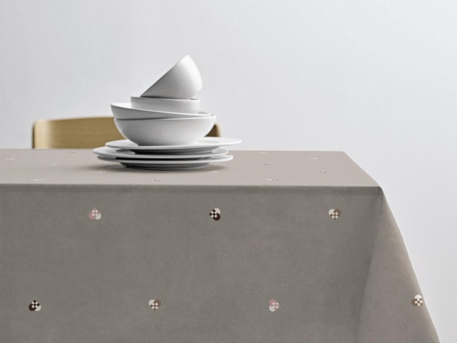 Sdahl Christmas Hearts Embroidery Weihnachtstischdecke 140x320 cm, Rose