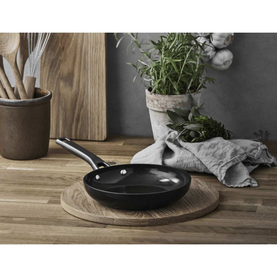 Pillivuyt Gourmet Blavet Bratpfanne mit keramischer Beschichtung 20 cm