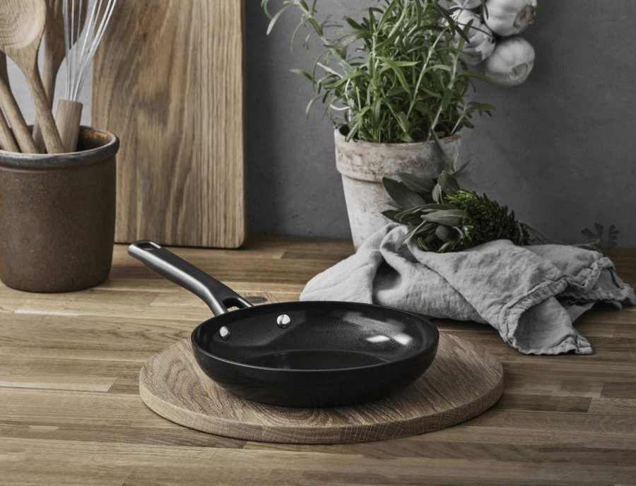 Pillivuyt Gourmet Blavet Bratpfanne mit keramischer Beschichtung 20 cm