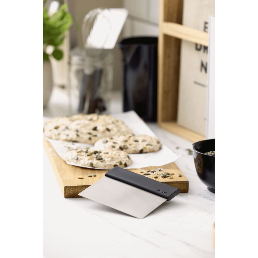 Rosti Emma Teigschaber 13 cm, Schwarz