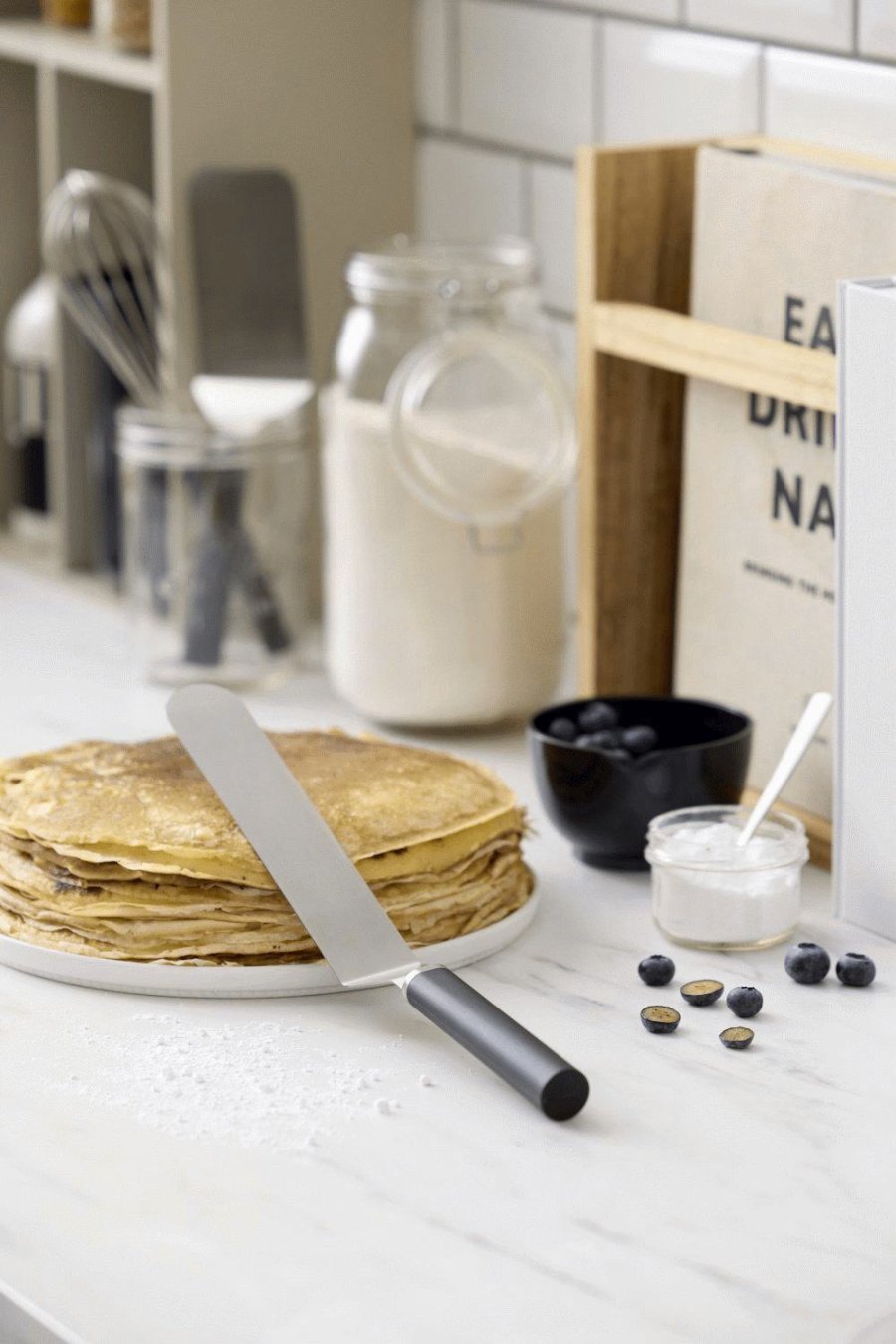 Rosti Emma Schmaler Pfannenwender 33 cm, Schwarz