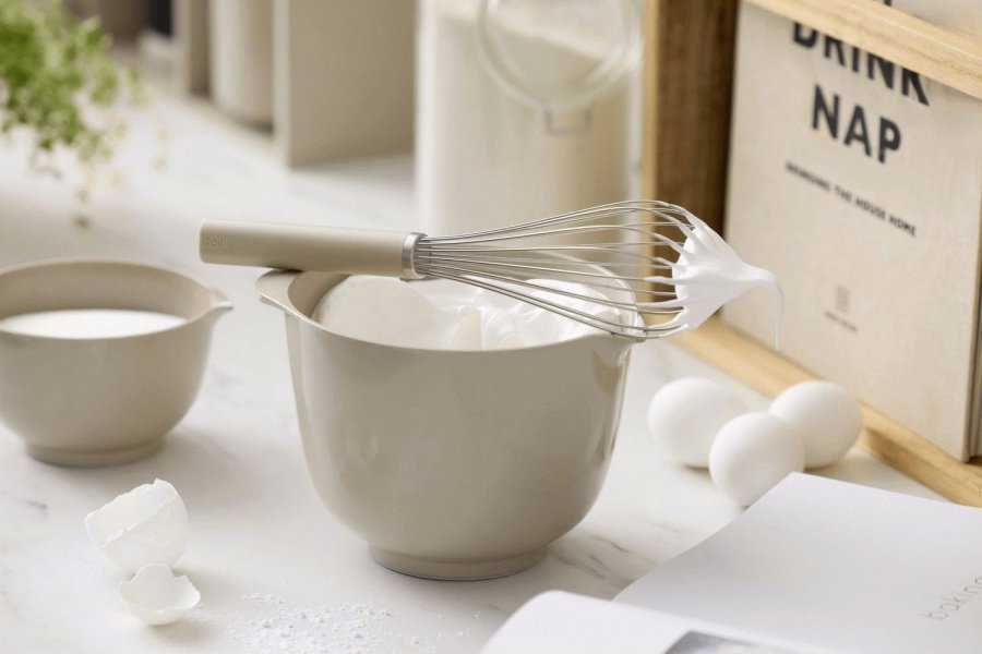 Rosti Emma Schneebesen 27 cm, Humus