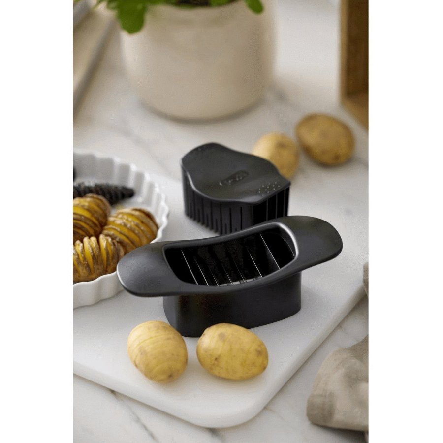 Rosti Classic Hasselback-skrer 19,2 cm, Sort