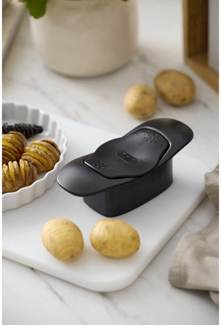 Rosti Classic Hasselback-skrer 19,2 cm, Sort