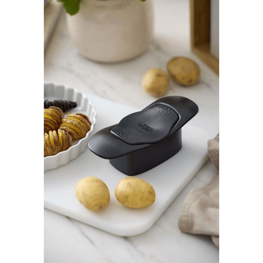 Rosti Classic Hasselback-sk�rer 19,2 cm, Sort