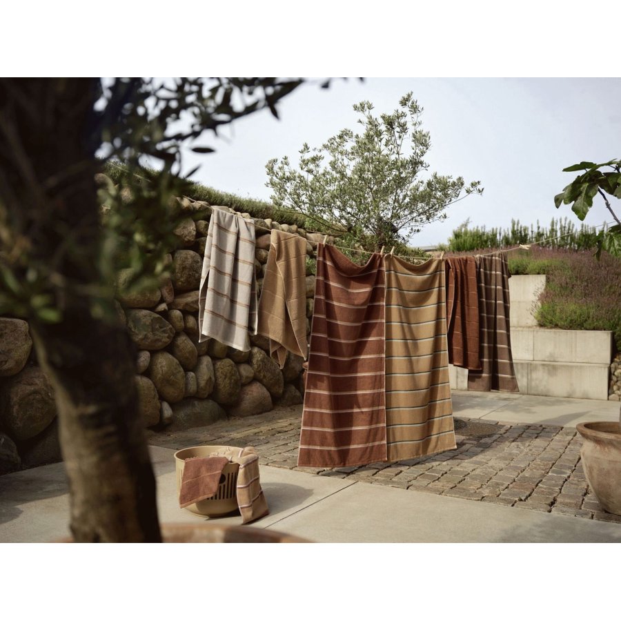 Zone Denmark Sauna H�ndkl�de 50x100 cm, Terracotta/Camel/Lupine