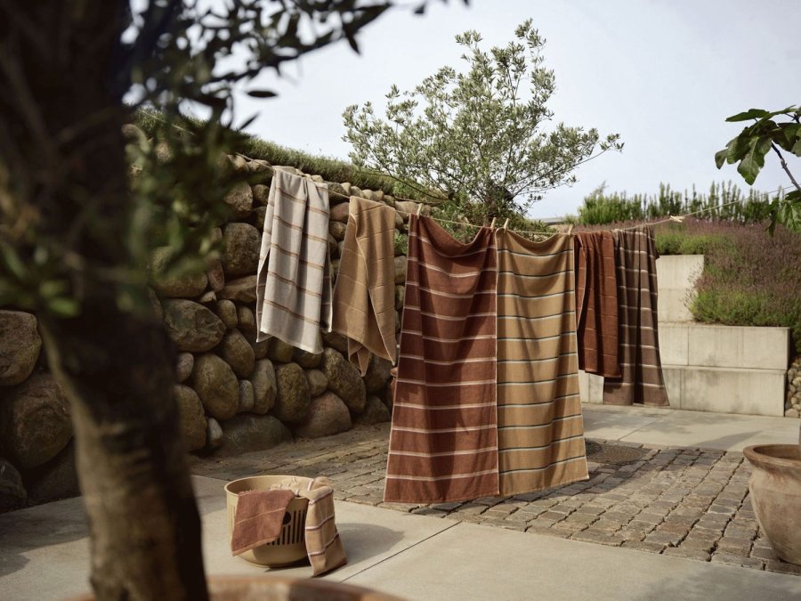 Zone Denmark Sauna Badeh�ndkl�de 70x140 cm, Terracotta/Camel/Lupine