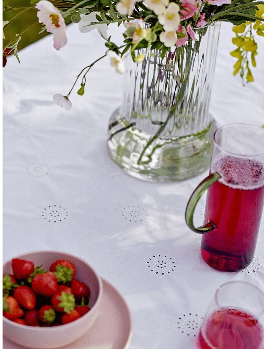 S&ouml;dahl Daydream Broderie Anglaise Tischdecke 140x320 cm, Wei&szlig;