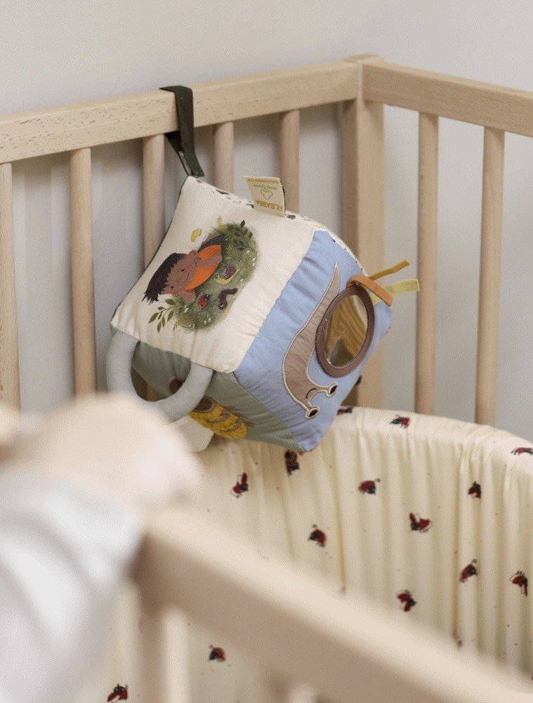 FILIBABBA Aktivittswrfel 14x14 cm, Little Wonders