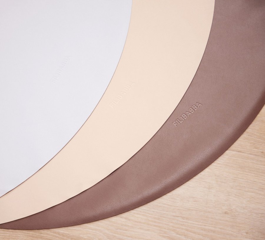 FILIBABBA Stuhlunterlage 110 cm, Warm Grey