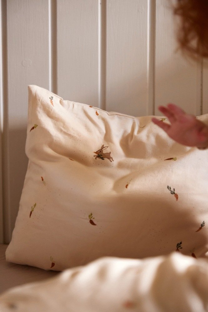 FILIBABBA Juniorsengetj 100x140 cm, Carrot Thief