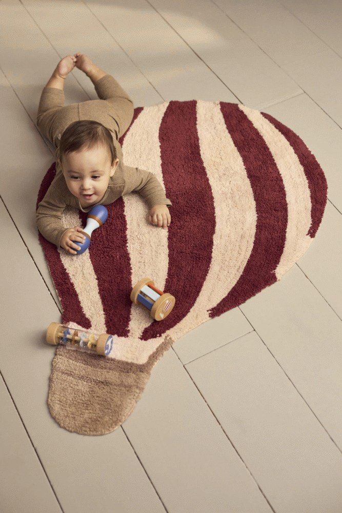 FILIBABBA Teppich Luftballon 74x104 cm, Deeply Red