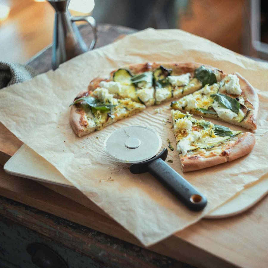 Fiskars Functional Form Pizzarad 19, 8 Cm