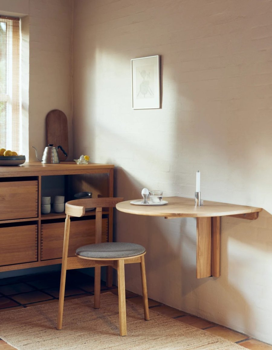 Form & Refine Trefoil Klappbarer Wandtisch 68 cm, Eg