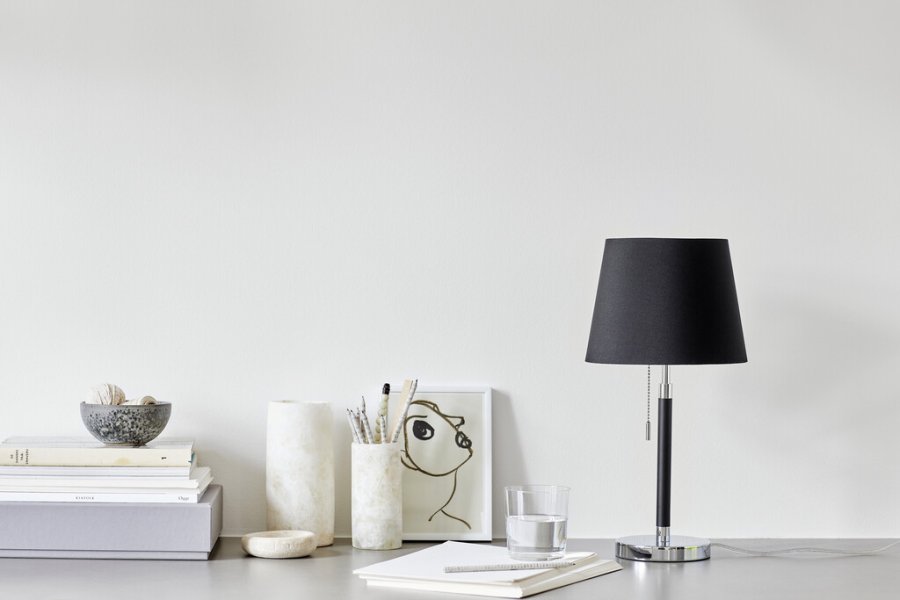 Frandsen Venice Bordlampe H44 cm, Sort/Krom