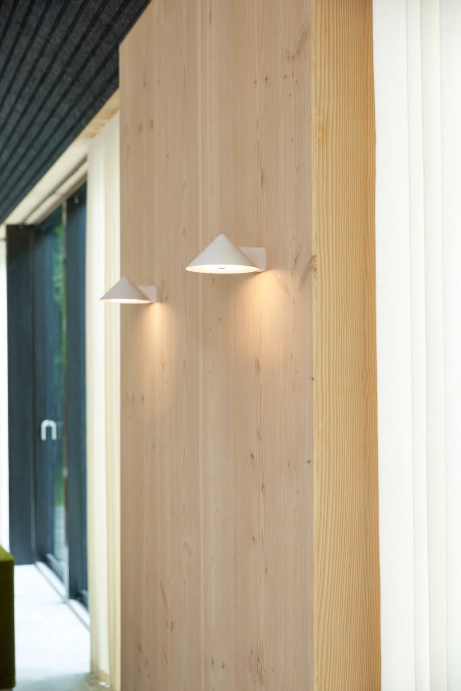 Frandsen Grasp V�glampe LED 17 cm, Mat Hvid