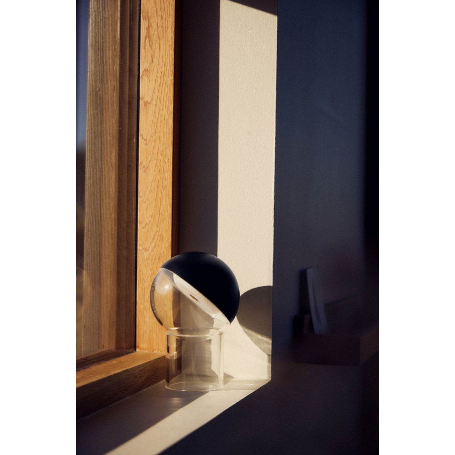 Frandsen Pila Tr�dl�s Bordlampe LED H19,6 cm, Sort