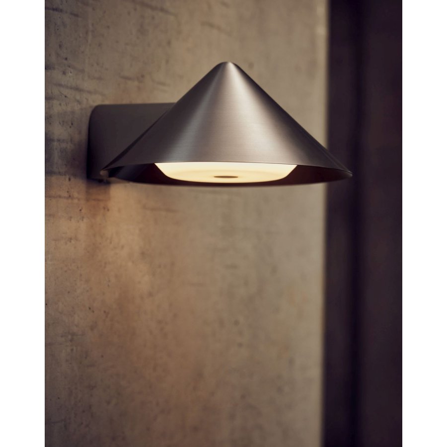 Frandsen Grasp V�glampe LED 17 cm, B�rstet St�l