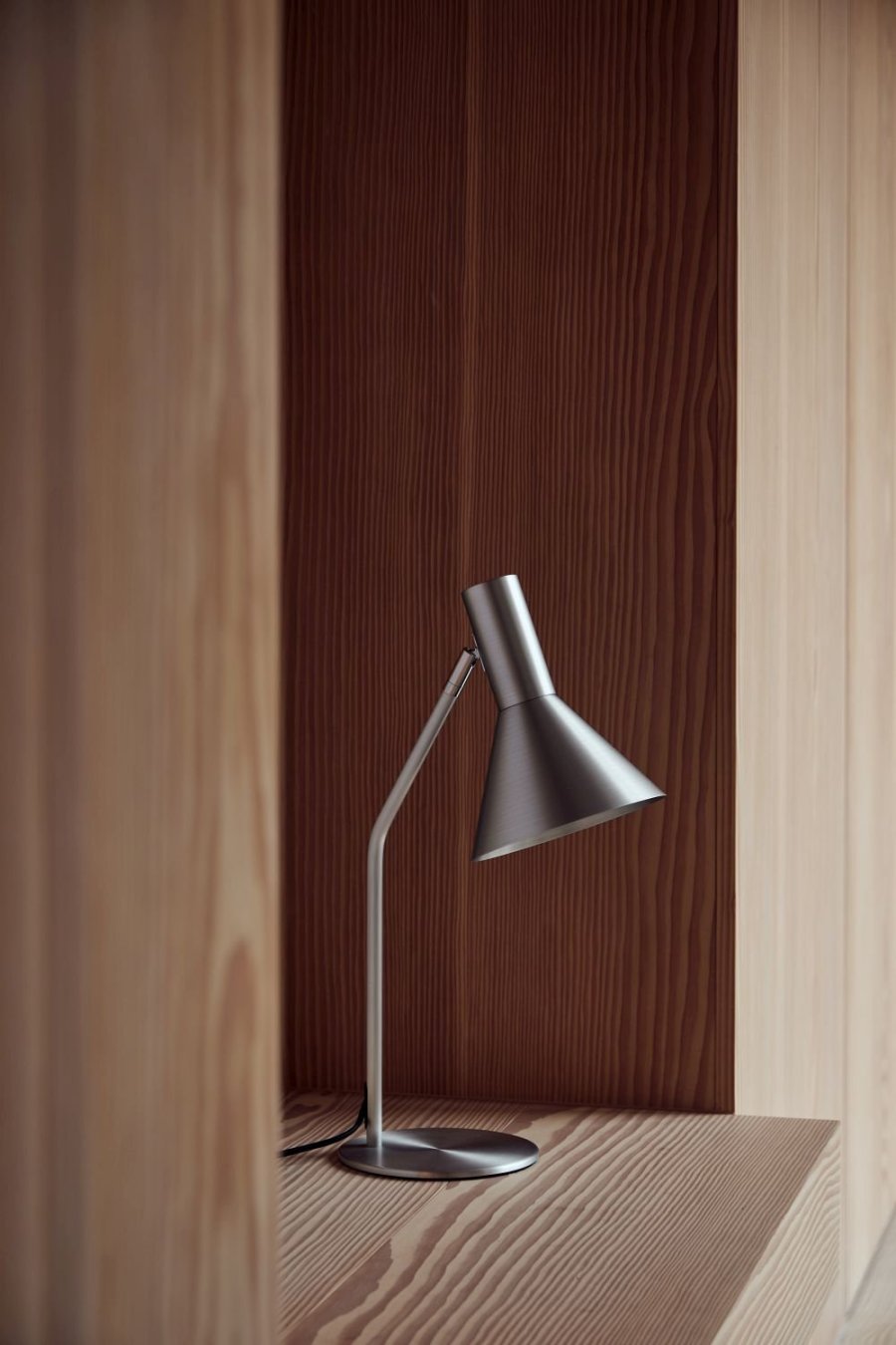 Frandsen Lyss Bordlampe H50 cm, B�rstet Aluminium