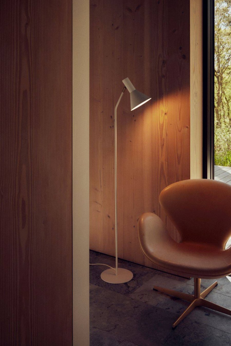 Frandsen Lyss Gulvlampe H150 cm, Vanilla