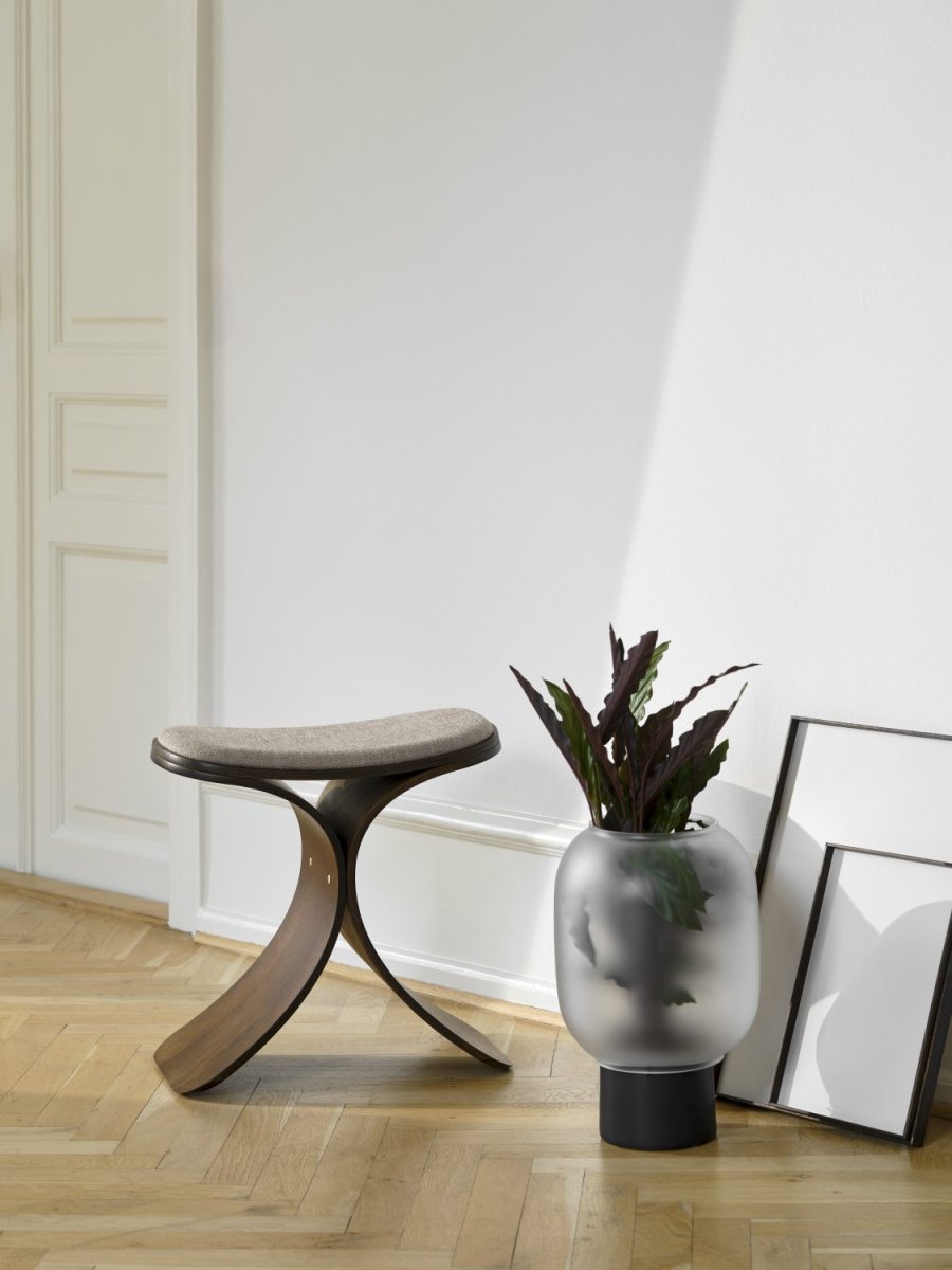 GEJST Luno Skammel H45 cm, Mrk Eg