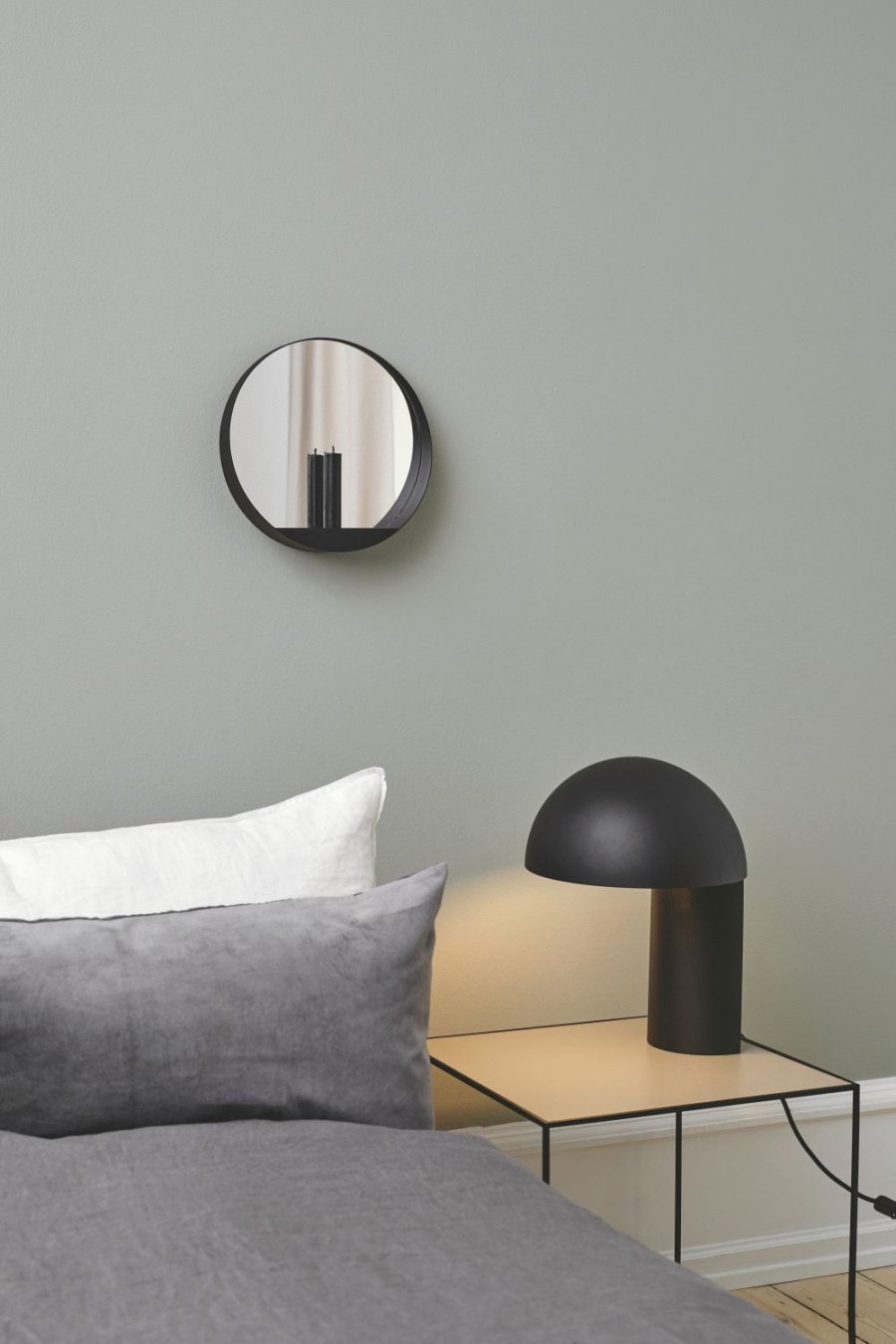 GEJST Leery Tischlampe H40 cm, Schwarz