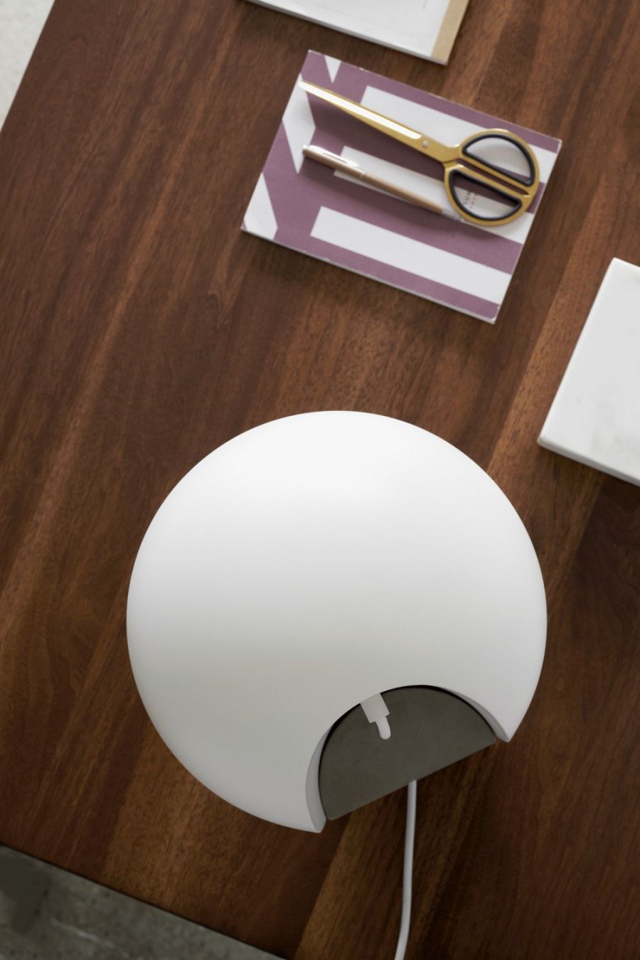 GEJST Leery Tischlampe H40 cm, Wei