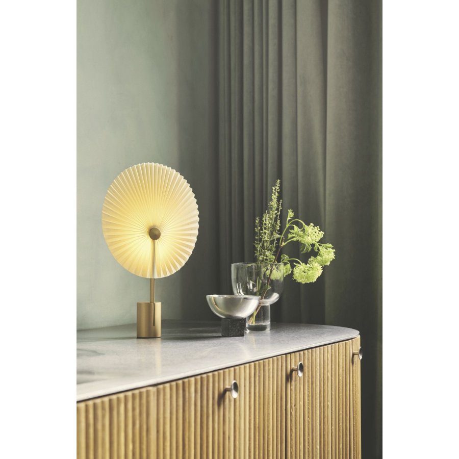 GEJST Liris Akku-Tischlampe H45 cm, Messing