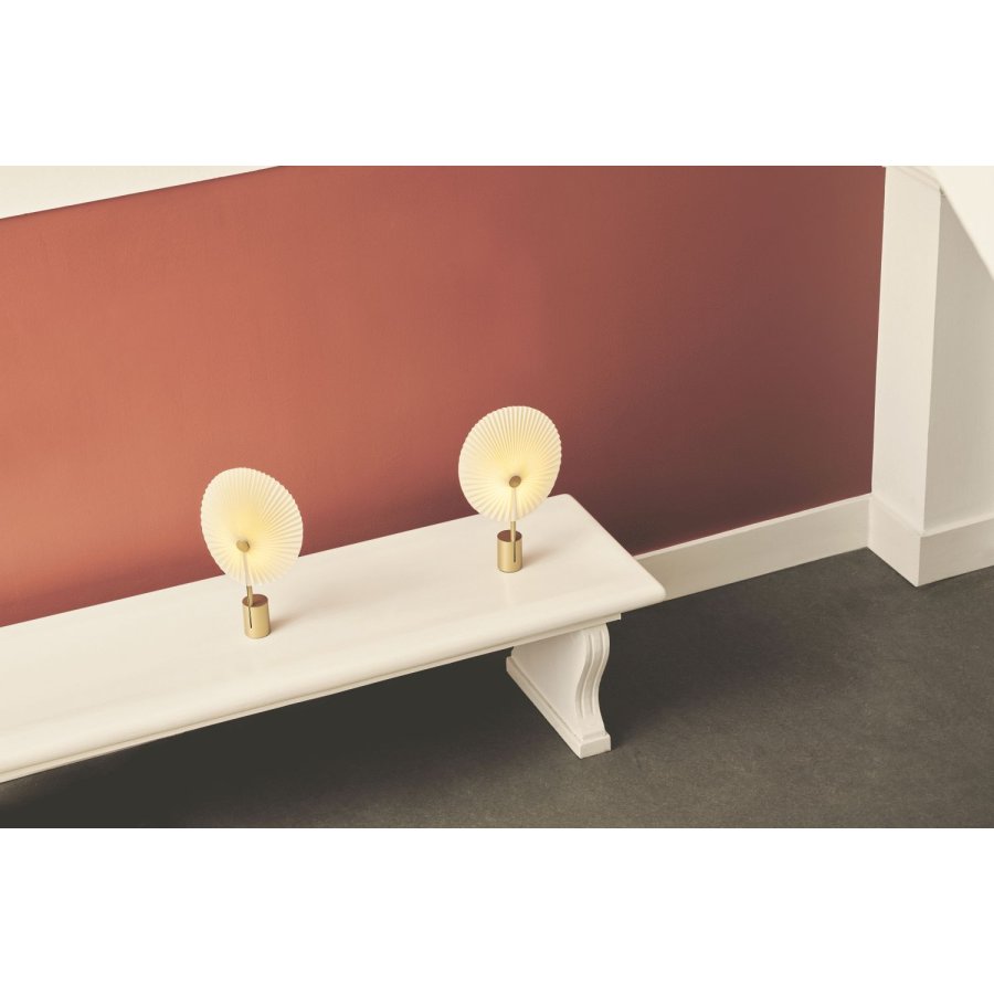 GEJST Liris Akku-Tischlampe H45 cm, Messing