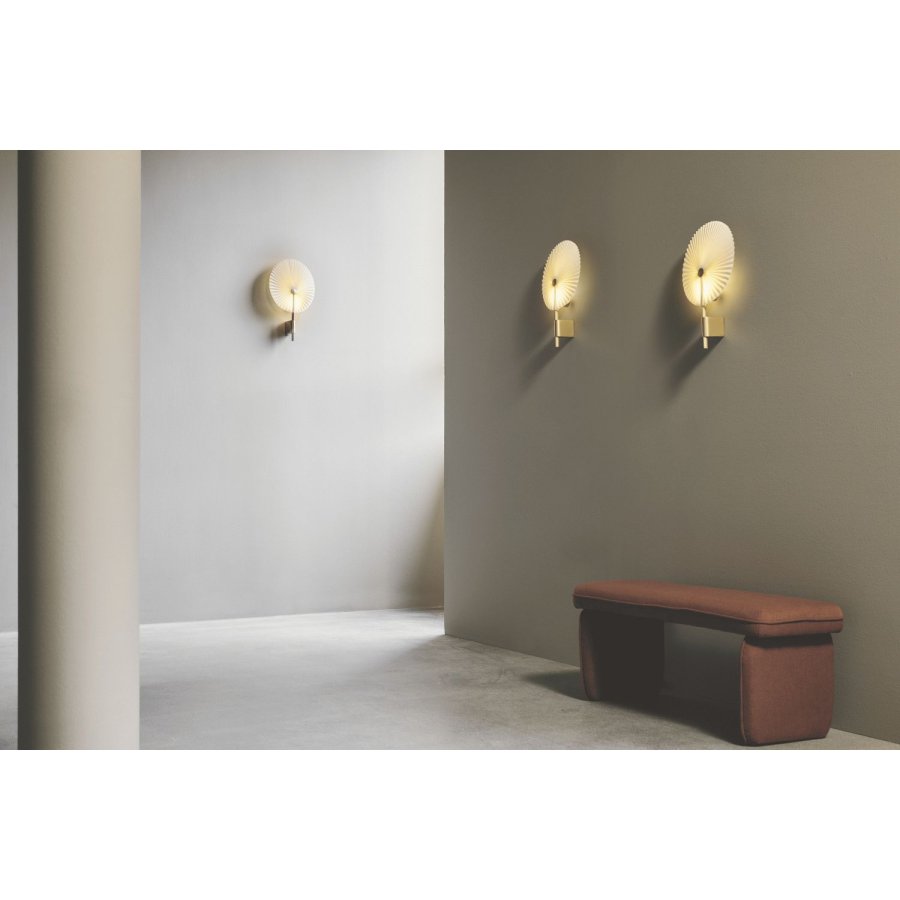 GEJST Liris Wandleuchte 45,5 cm, Messing