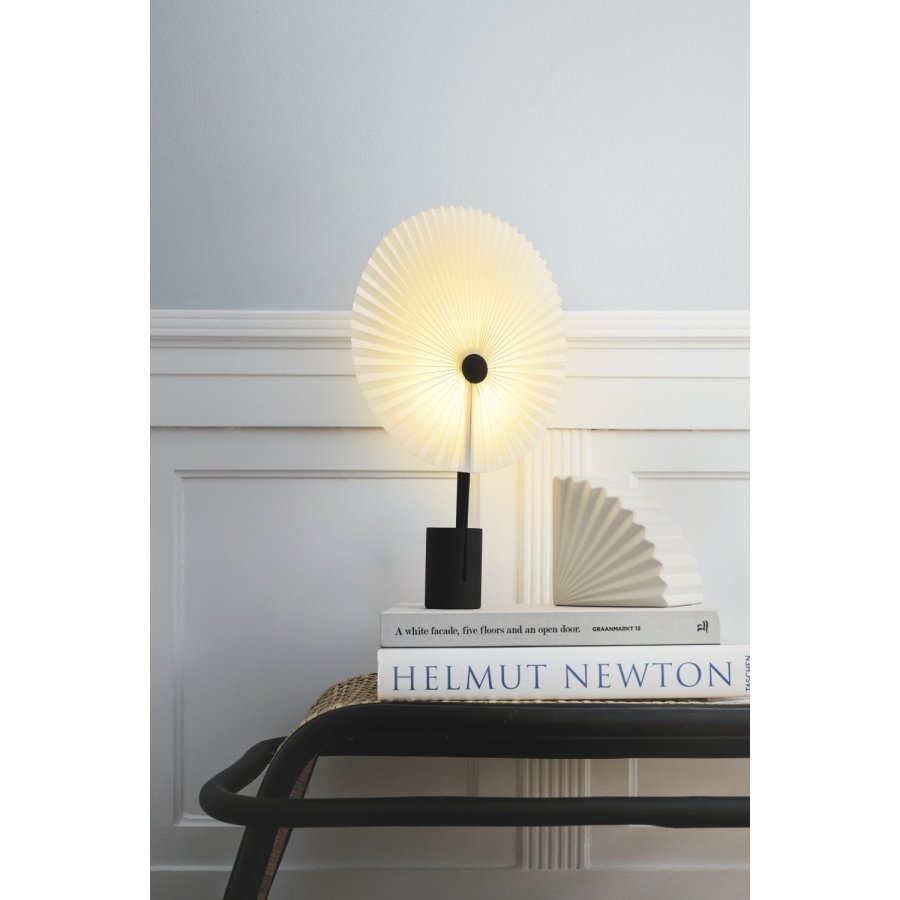 GEJST Liris Akku-Tischlampe H45 cm, Schwarz