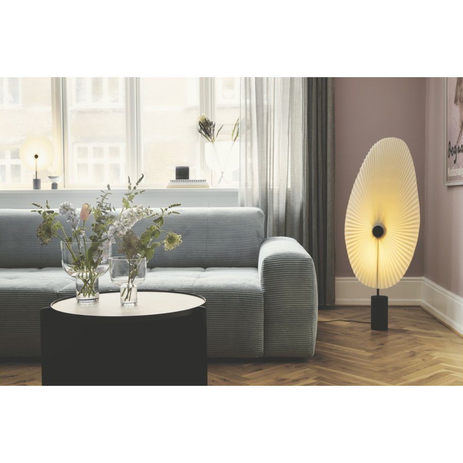 GEJST Liris Stehlampe H118 cm, Schwarz