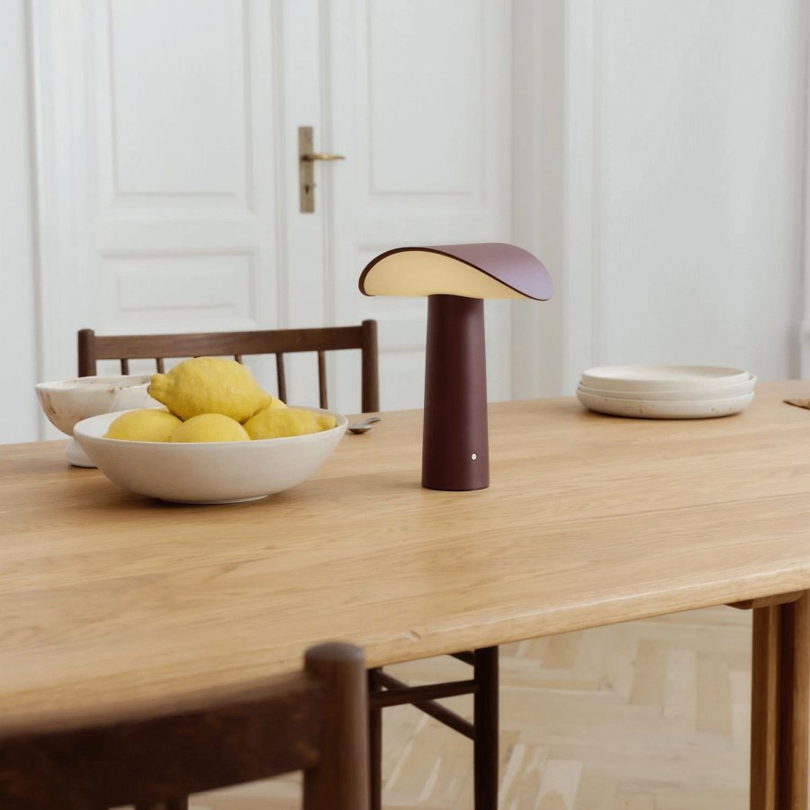 GEJST Lium Akku-Tischlampe H22,5 cm, Bordeaux