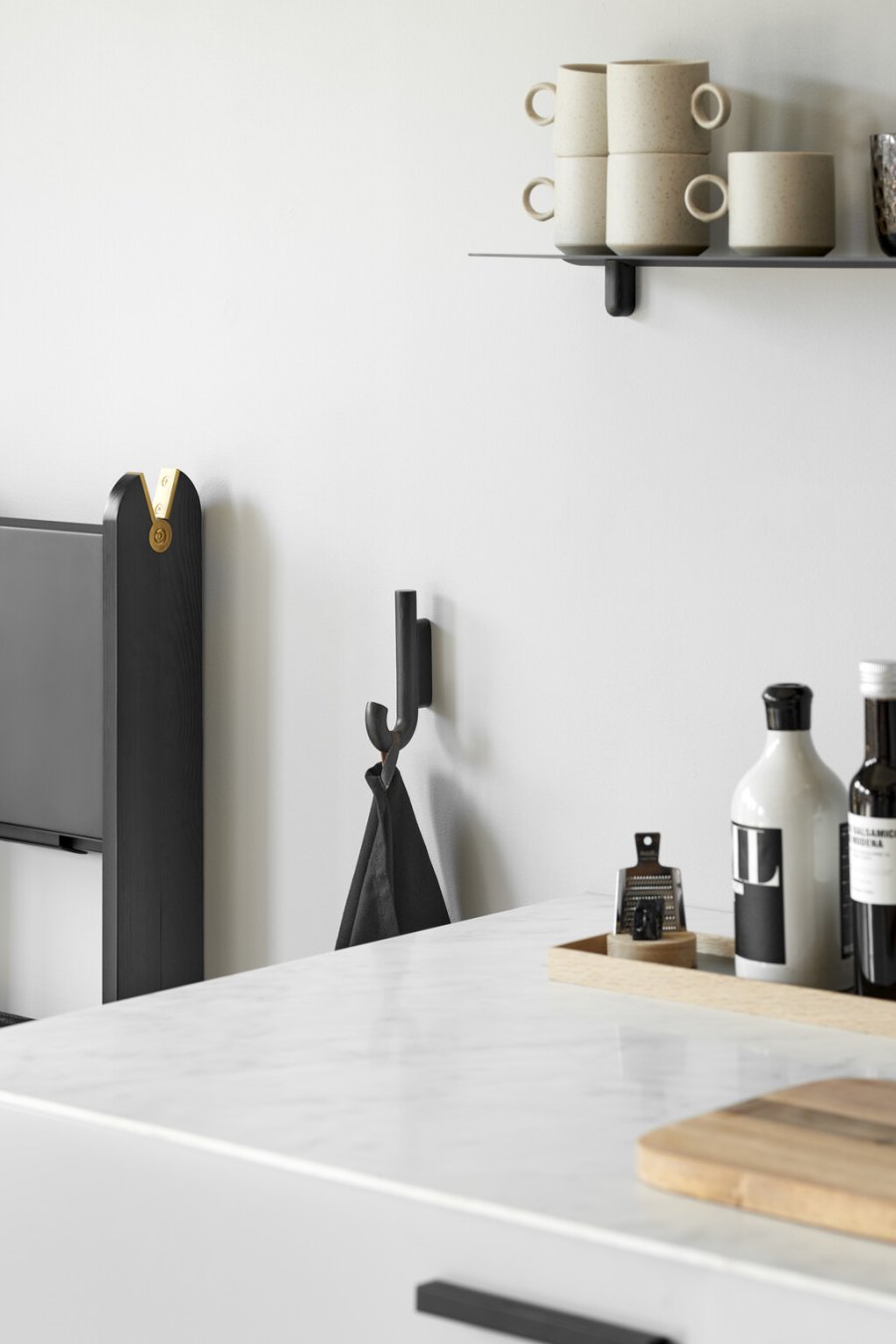 GEJST Hook Knage 13,3 cm, Sort Eg/Sort