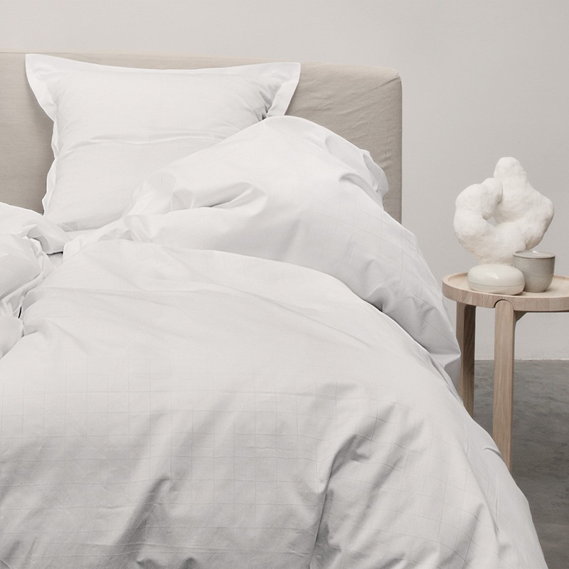 Jensen Damask Dynebetræk ENGESVIK by hand White, 240x220 cm Sengetøj Hjem.dk