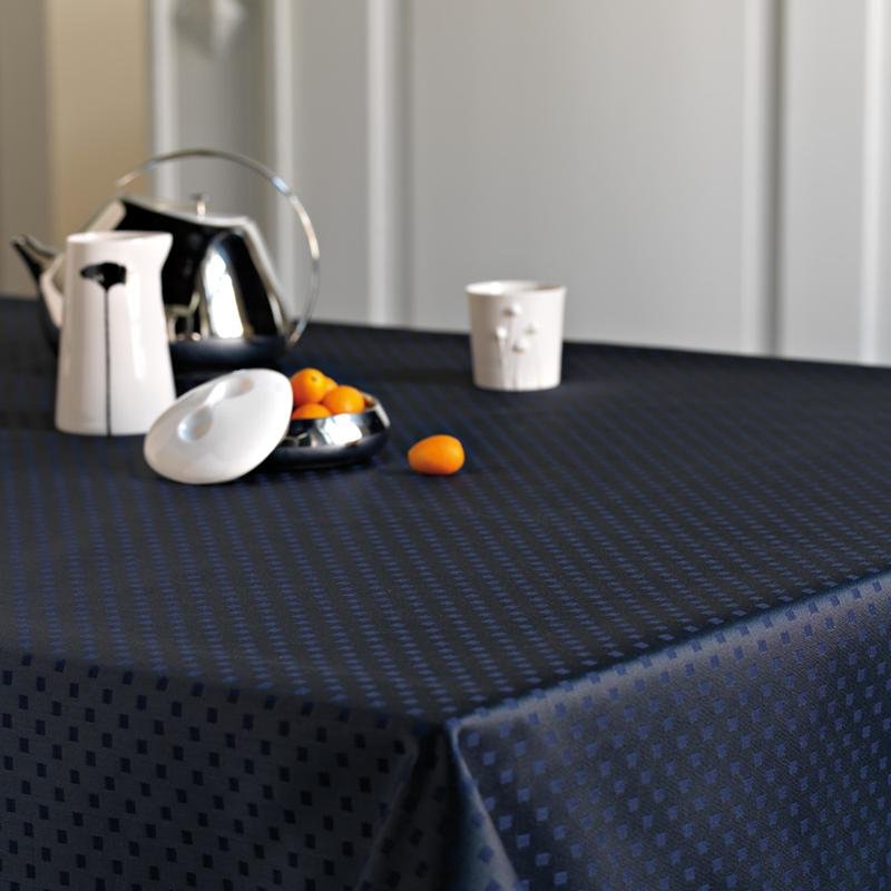 Georg Jensen Damask Dug SNOWFLAKES dark blue 165x220 cm