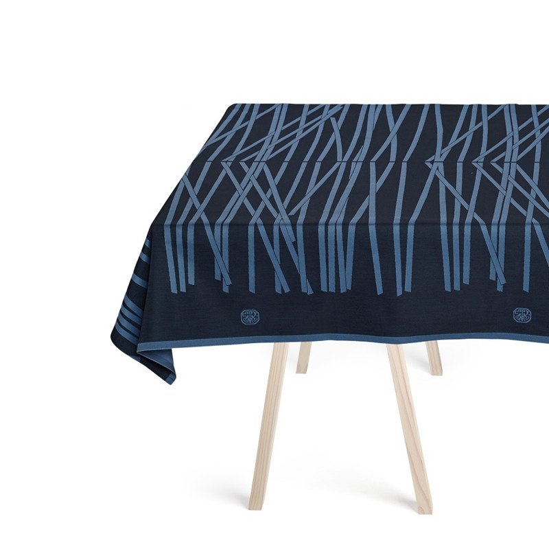 Georg Jensen Damask Dug MIKADO Black Blue 165 x300 cm