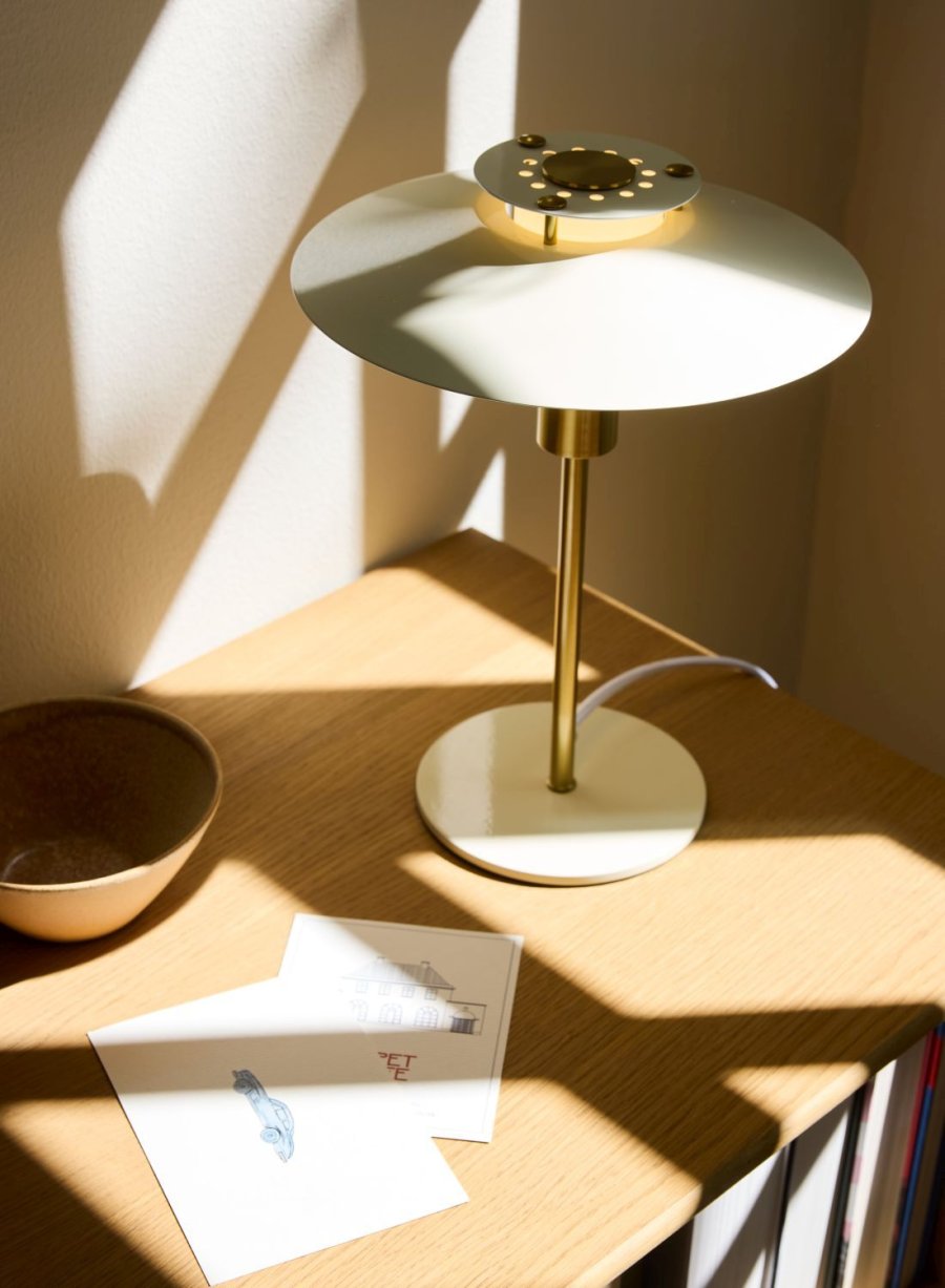 Halo Design Rivoli Tischlampe H31 cm, Creme