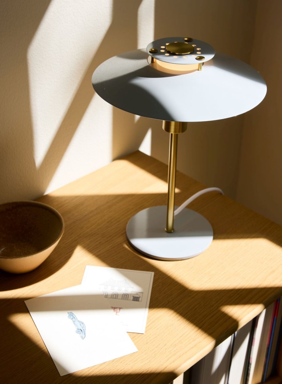Halo Design Rivoli Tischlampe H31 cm, Hellgrau