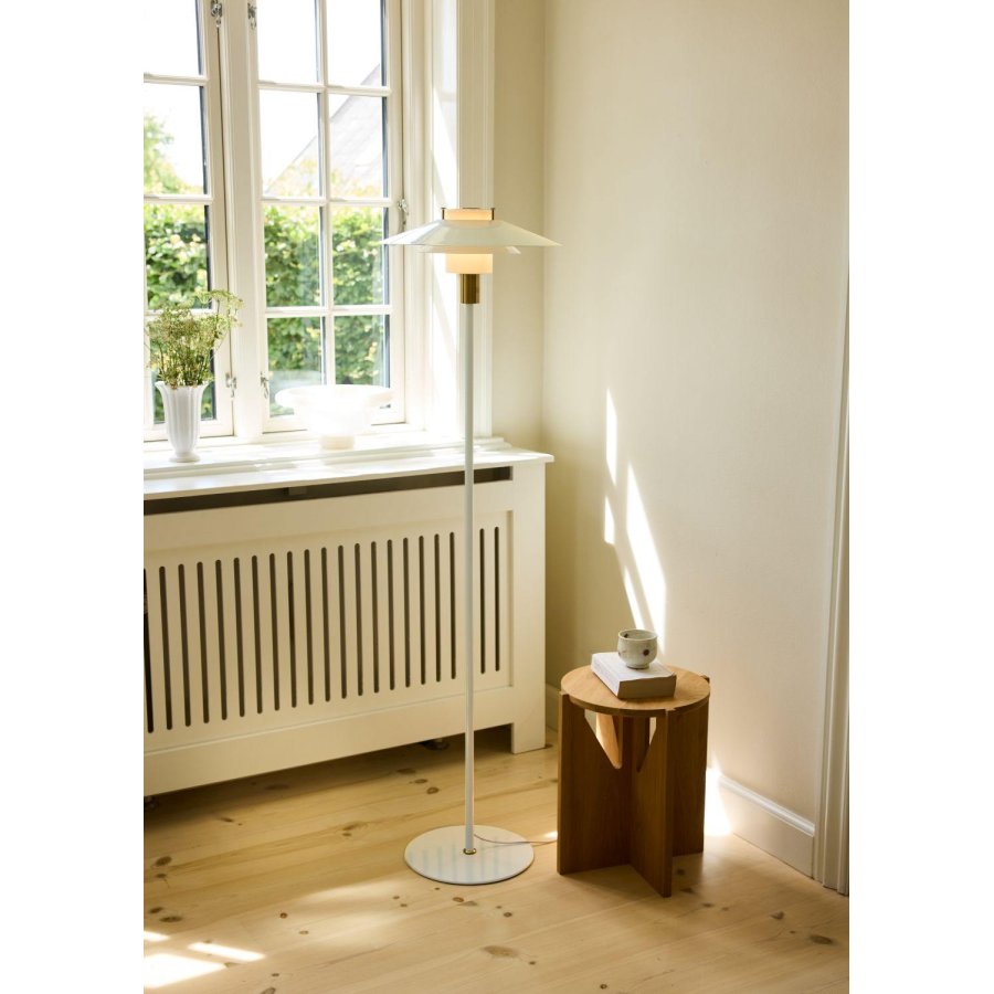 Halo Design Rivoli Stehlampe H145 cm, Creme