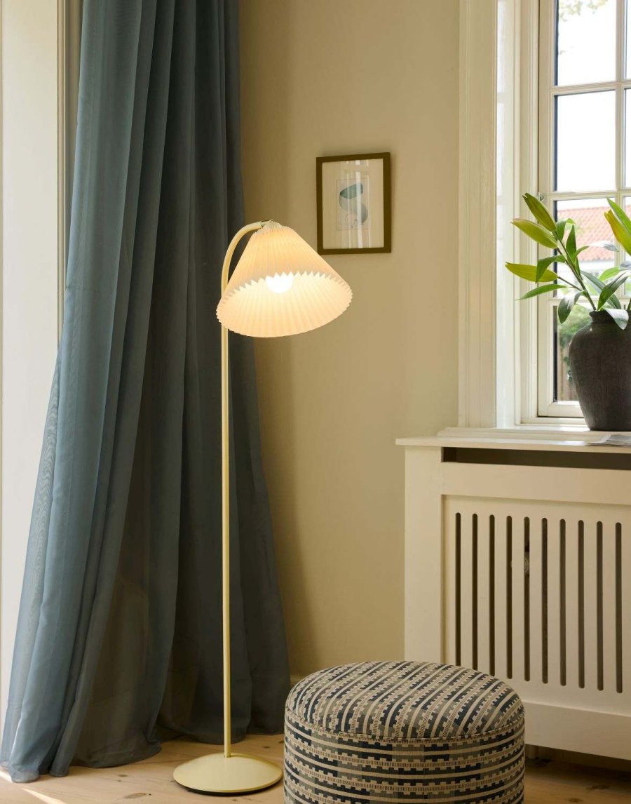 Halo Design Medina Stehlampe H134,5 cm, Creme