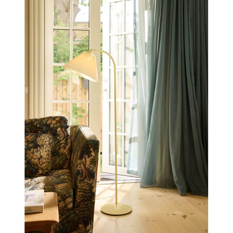 Halo Design Medina Stehlampe H134,5 cm, Creme