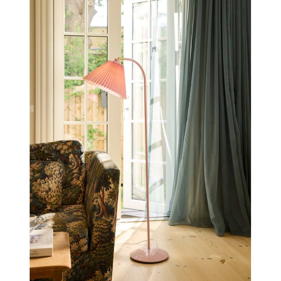 Halo Design Medina Stehlampe H134,5 cm, Rosa