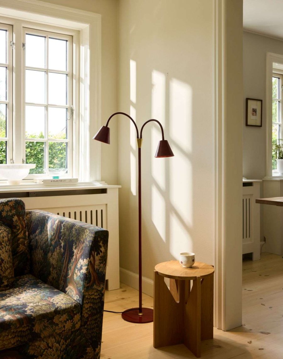 Halo Design Hygge Stehlampe H163 cm, Merlot