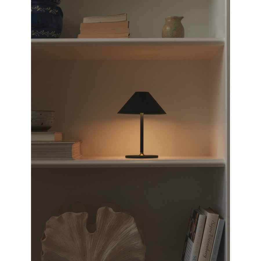 Halo Design Hygge Tragbare Batterie Tischlampe LED H19 cm, Dunkelgrn