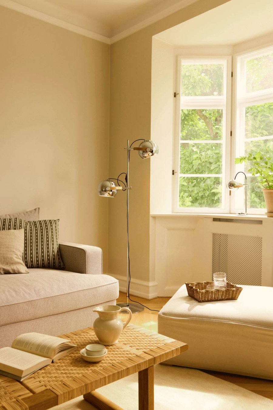 Halo Design DC Stehlampe H150 cm, Chrome