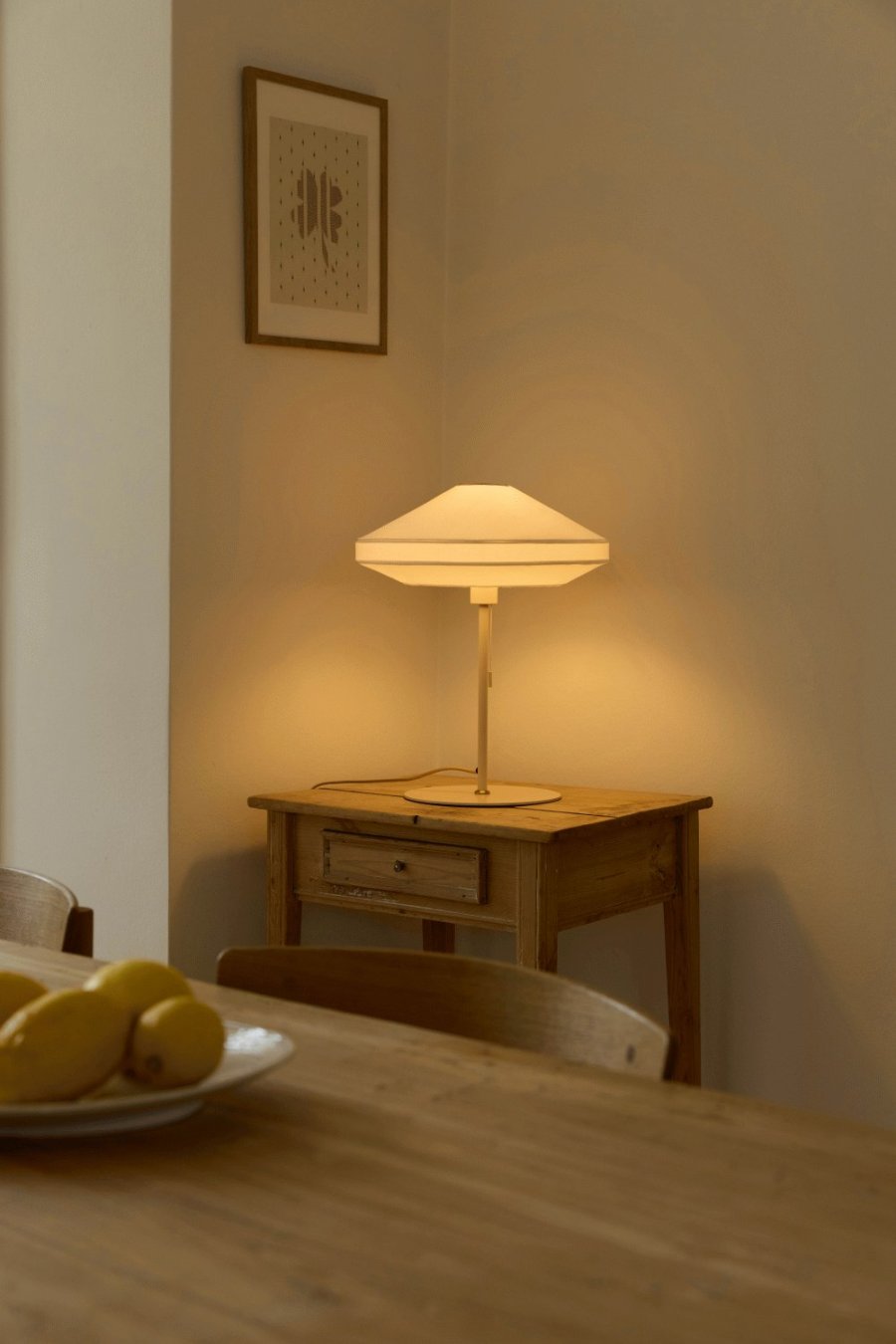 Halo Design Paris Soft Tischlampe H50 cm, Creme