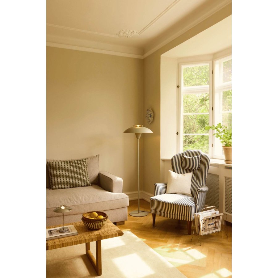 Halo Design Stepp Stehlampe H140 cm, Creme